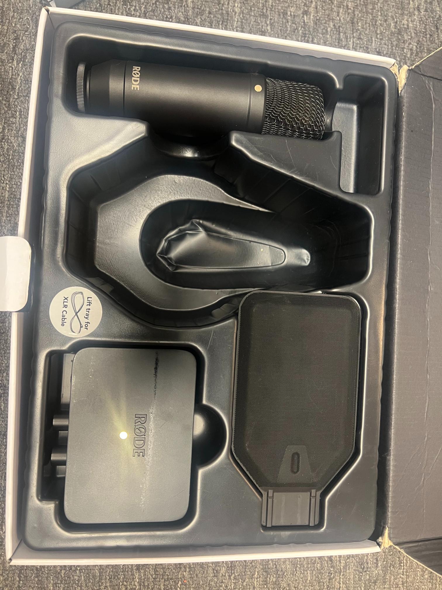 Zoom Handy Recorder and Rodelink Wireless Filmaker - Image 4