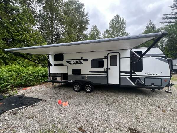 2023 Coachmen Apex Ultra Lite 245BHS - Image 7