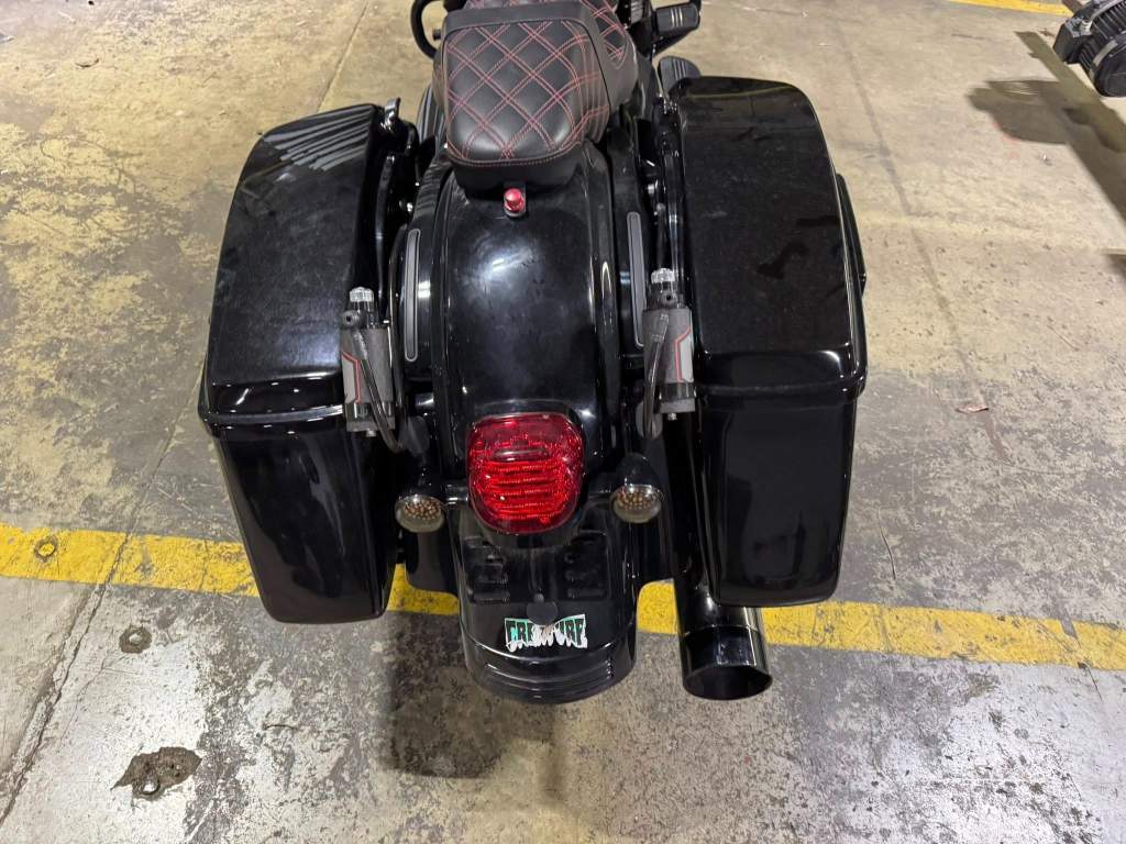 2023 Harley Davidson Road King 114 - Image 6