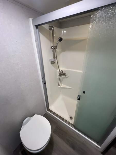 2019 Open Range 371MBH Fifth Wheel - Image 21