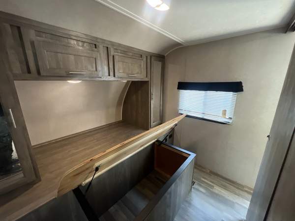 2020 Forest River Island Vibe T31BH - Image 17