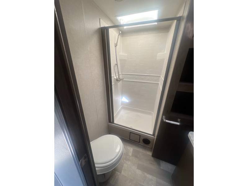 2020 East to West 291RK - Image 15