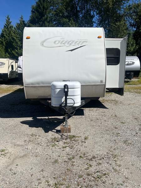 2009 Keystone Cougar 29FKS - Image 8