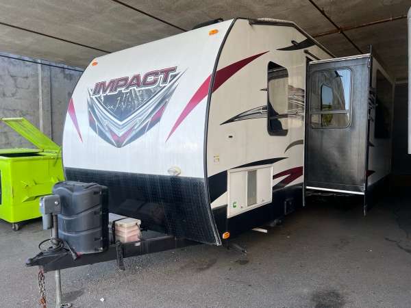 2015 Keystone Impact 312 - Image 3