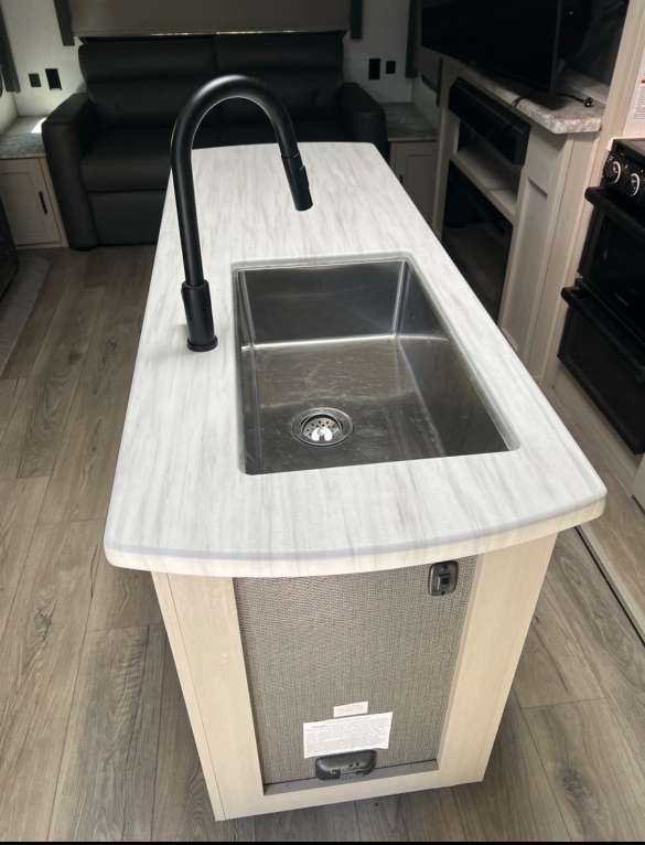 2023 Forest River Wildwood Glen 308RL - Image 21