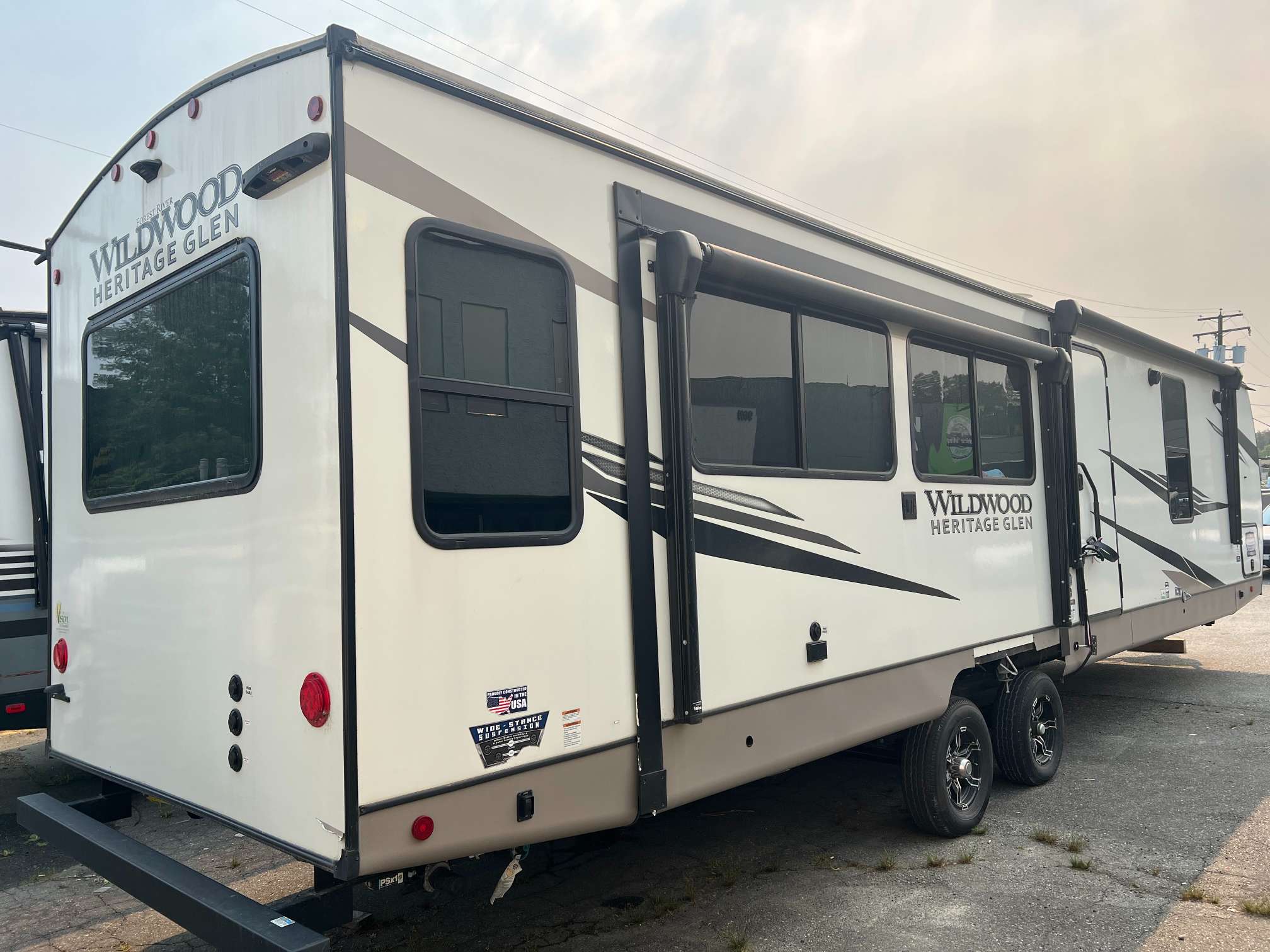 2023 Forest River Wildwood Glen 308RL - Image 4