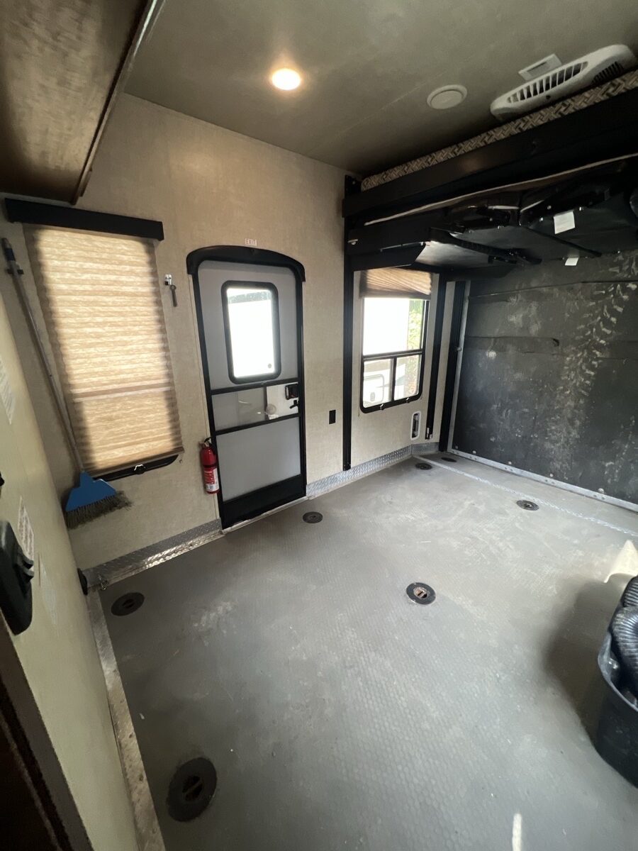 2015 Keystone Impact 312 - Image 15