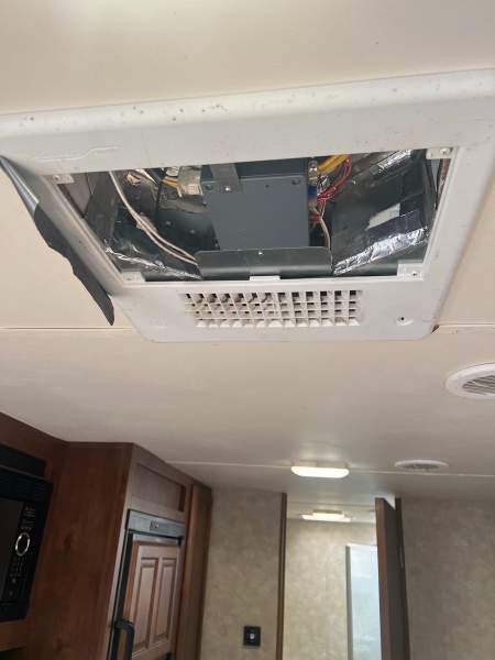 2016 Gulf Stream Matrix 26CRB - Image 15