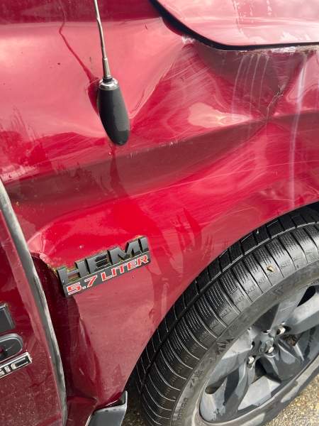 2019 RAM 1500 Classic Crew Cab 4WD - Image 20