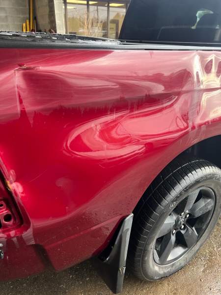 2019 RAM 1500 Classic Crew Cab 4WD - Image 18