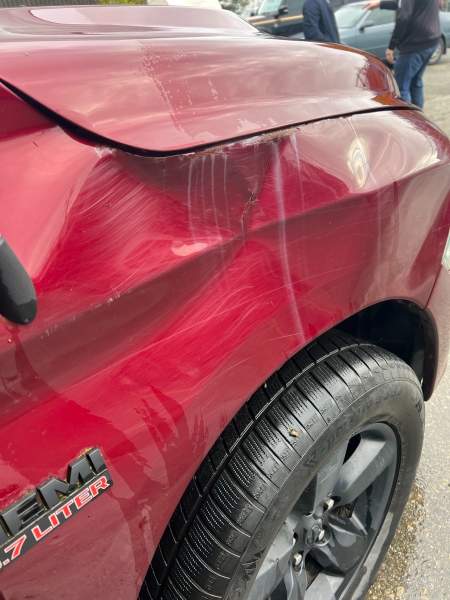 2019 RAM 1500 Classic Crew Cab 4WD - Image 23