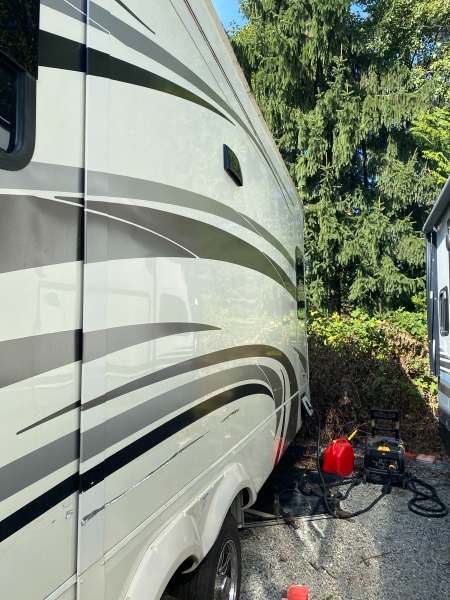 2018 Forest River RiverStone 371K - Image 11