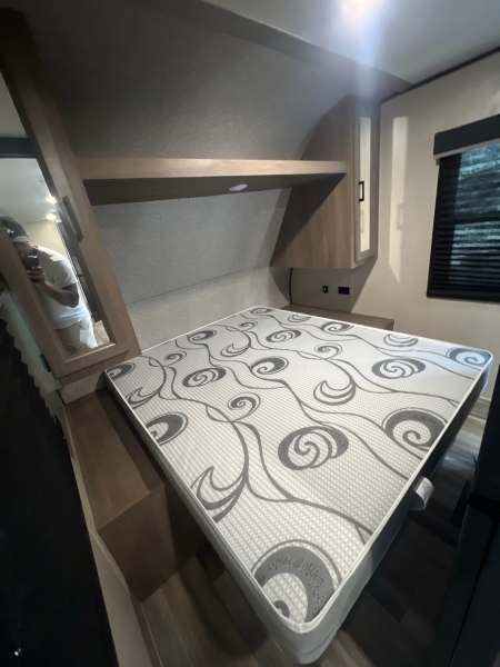 2022 StarCraft 26BHS Autumn Ridge - Image 11