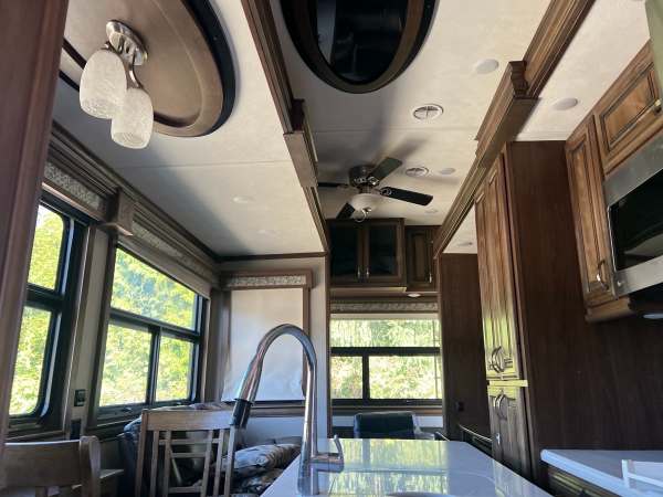 2018 Forest River RiverStone 371K - Image 18