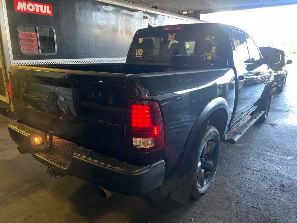 2022 Dodge RAM 1500 Classic Crew Cab 4WD - Image 5