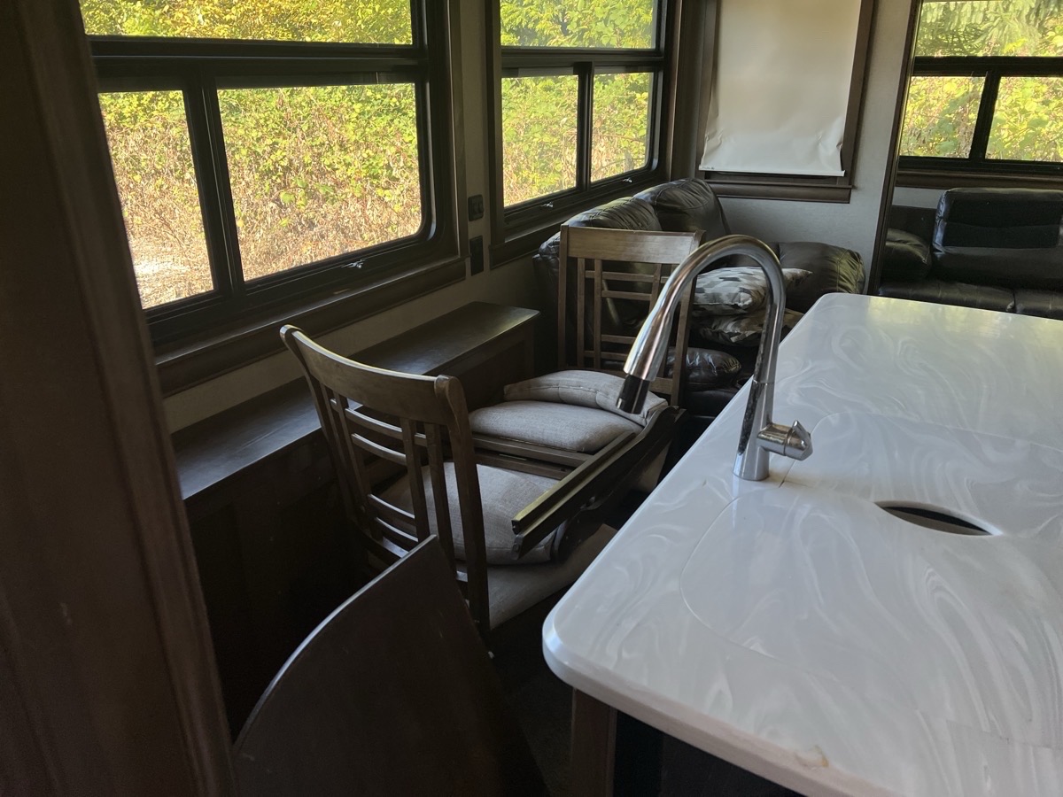 2018 Forest River RiverStone 371K - Image 34