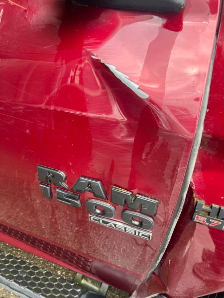 2019 RAM 1500 Classic Crew Cab 4WD - Image 15