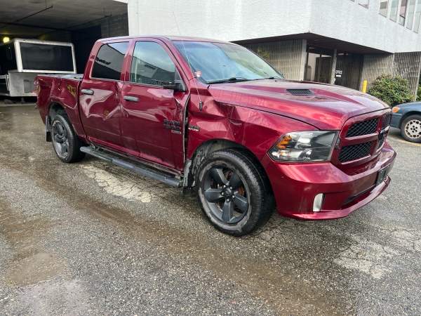 2019 RAM 1500 Classic Crew Cab 4WD - Image 8