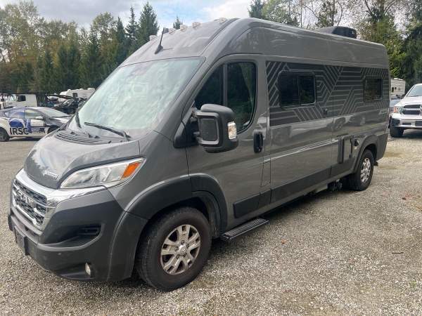 2023 Winnebago Roam