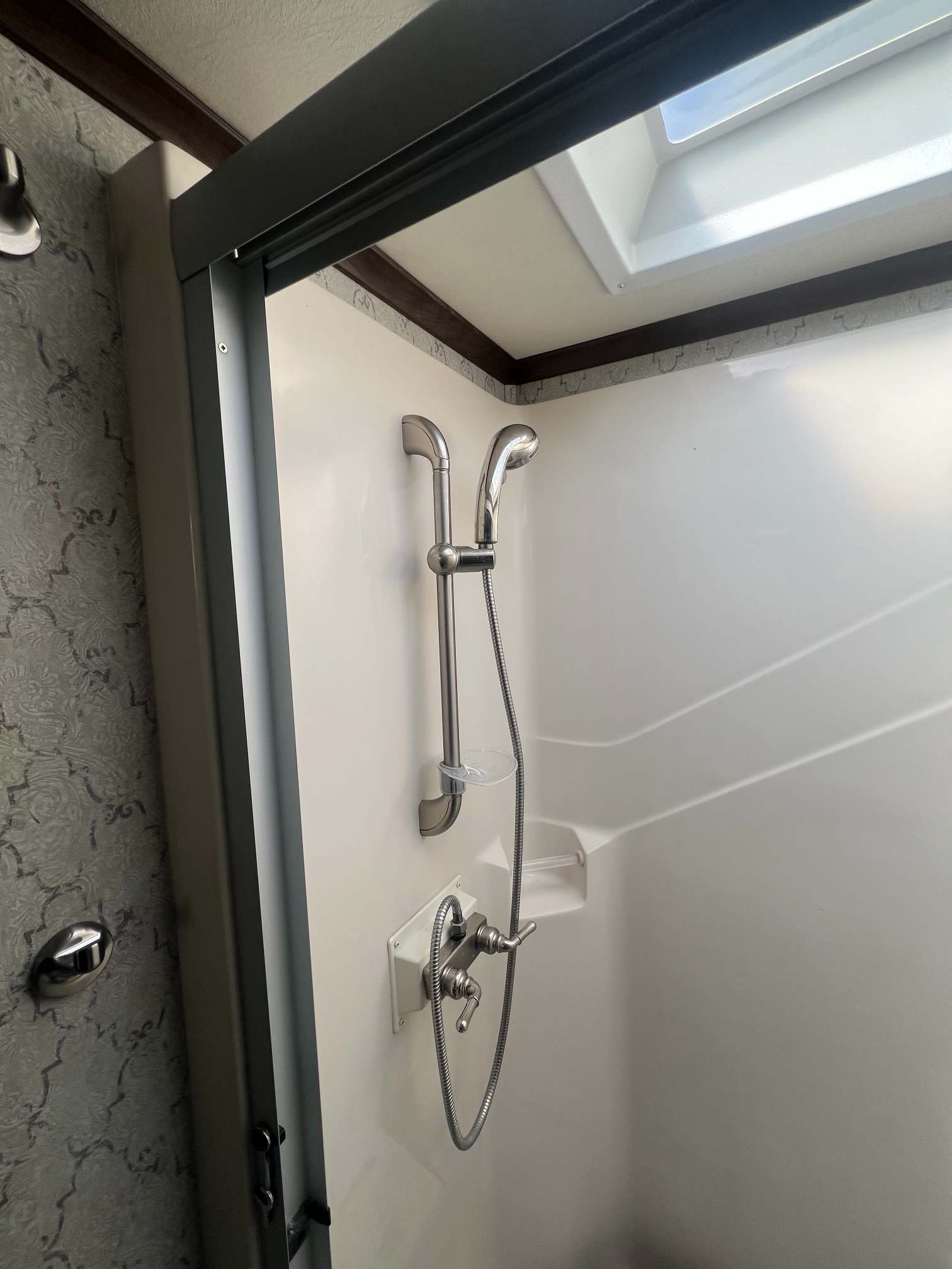 2018 Forest River RiverStone 371K - Image 45