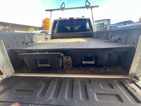 2021 Ford F-150 XLT SuperCrew - Image 18