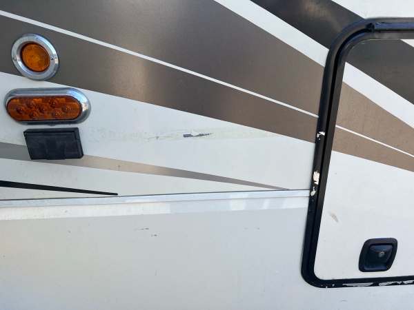 2018 Forest River RiverStone 371K - Image 13