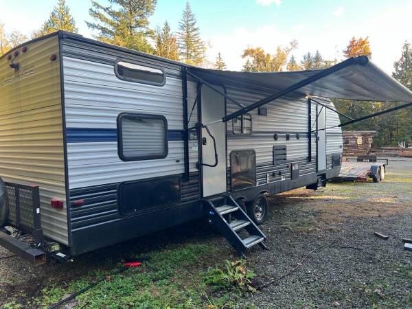 2020 Forest River Cherokee 264DBH - Image 6