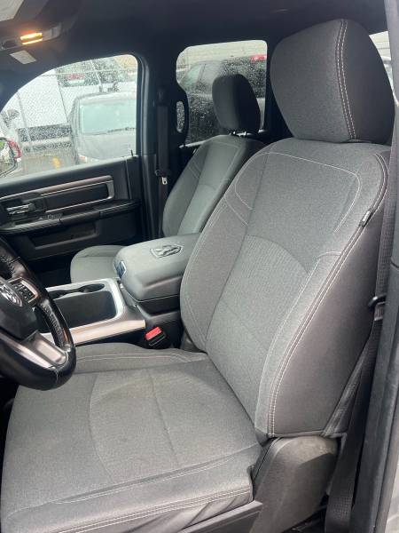 2022 RAM 1500 Classic SLT - Image 13