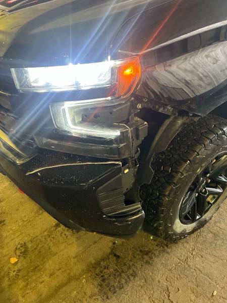 2019 Chevrolet Silverado 1500 LT Trail - Image 13