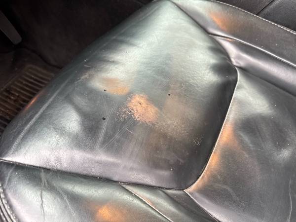 2017 Chrystler 300 Limited RWD - Image 13