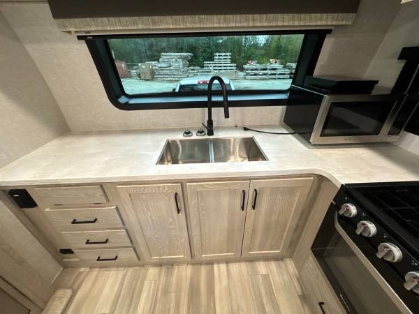 2022 Forest River Flagstaff 826MBR - Image 16