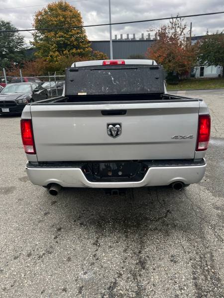 2017  Ram 1500 Tradesman Crew - Image 6