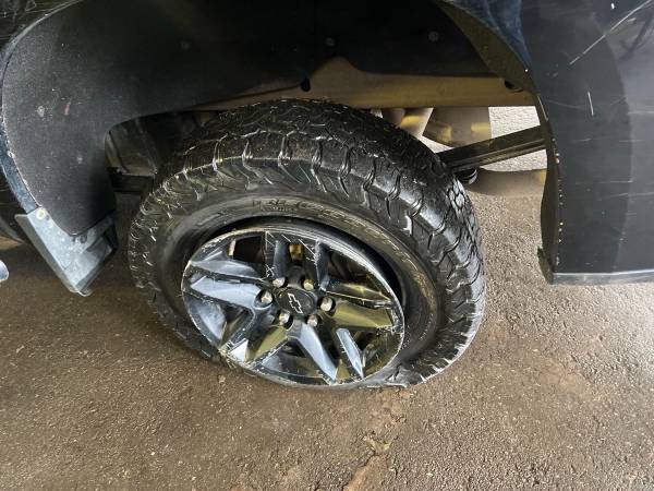 2019 Chevrolet Silverado 1500 LT Trail - Image 26