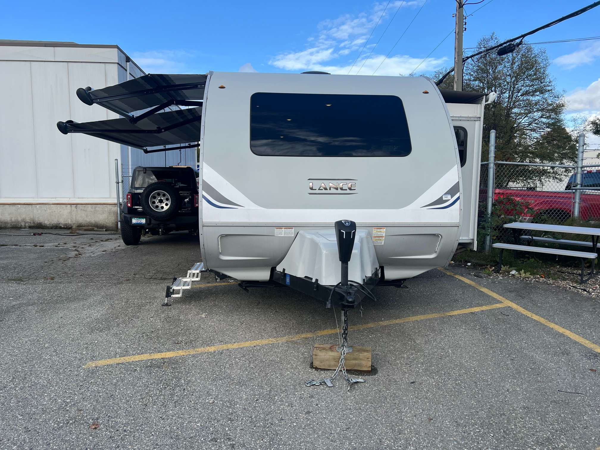 2020 Lance Camper 2465 - Image 3