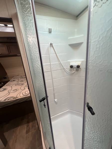 2019 Keystone Sunset 331BH - Image 20