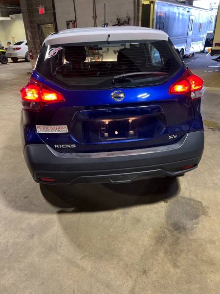 2018 Nissan Kicks SV - Image 6