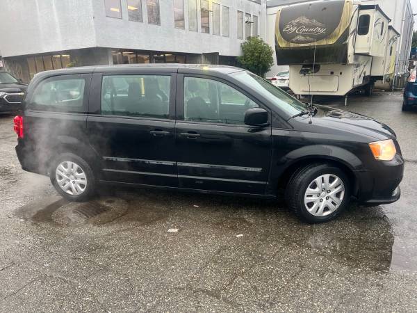 2014 Dodge Caravan SE - Image 7