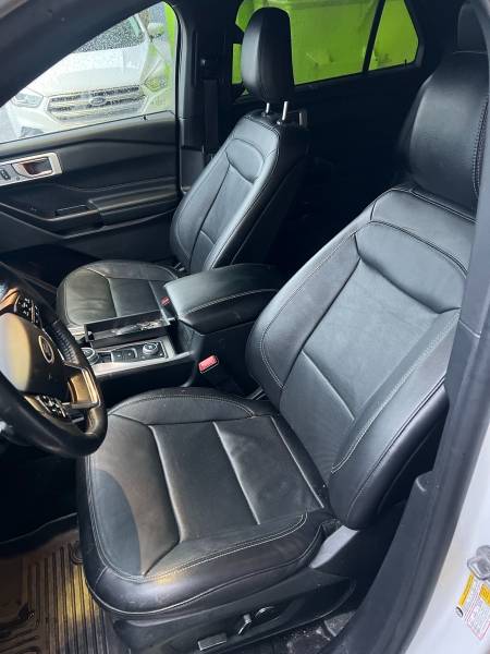 2020 Ford Explorer Limited 2.3L Turbo 4WD - Image 13