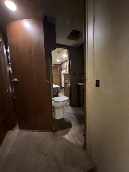 2015 Heartland Big Country 3450TS - Image 25