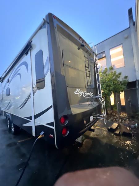 2015 Heartland Big Country 3450TS - Image 6