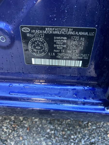 2013 Hyundai Elantra Limited - Image 23