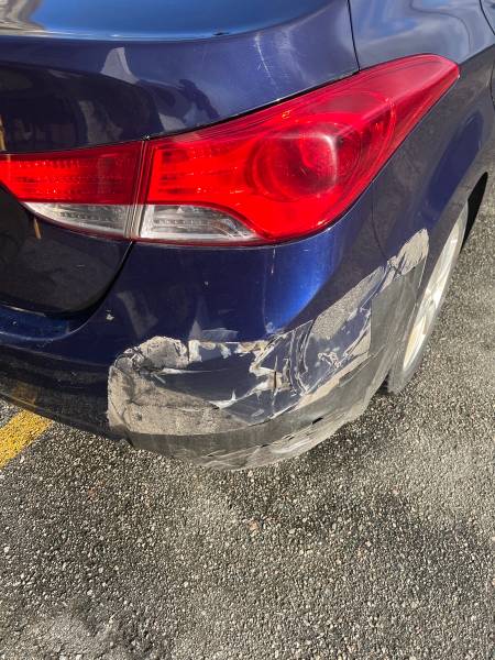 2013 Hyundai Elantra Limited - Image 22