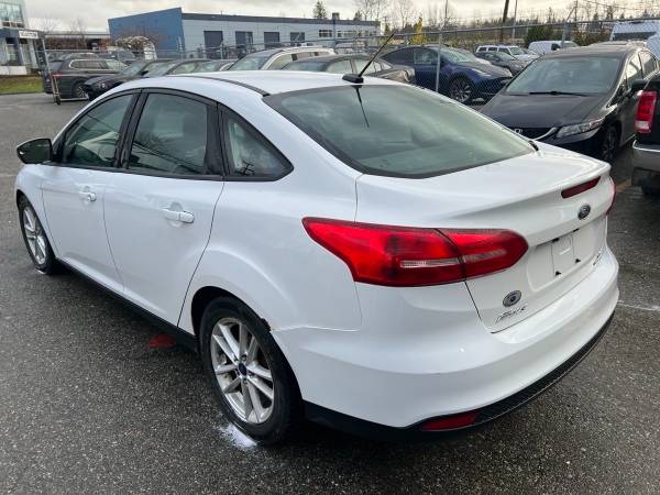 2016 Ford Focus SE - Image 10