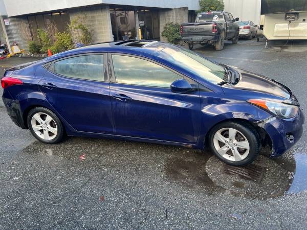 2013 Hyundai Elantra Limited - Image 6