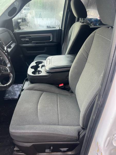 2021 Dodge RAM 1500 Classic Warlock - Image 11