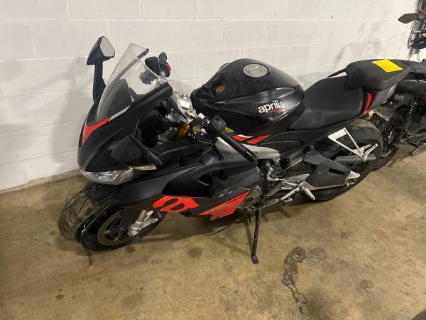 2023 Aprillia RS 660