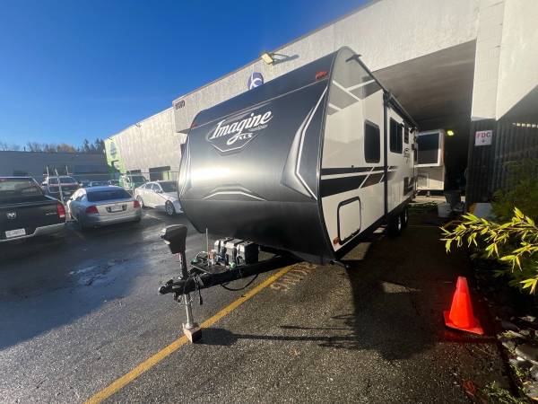 2022 Grand Design Imagine 22MLE - Image 3