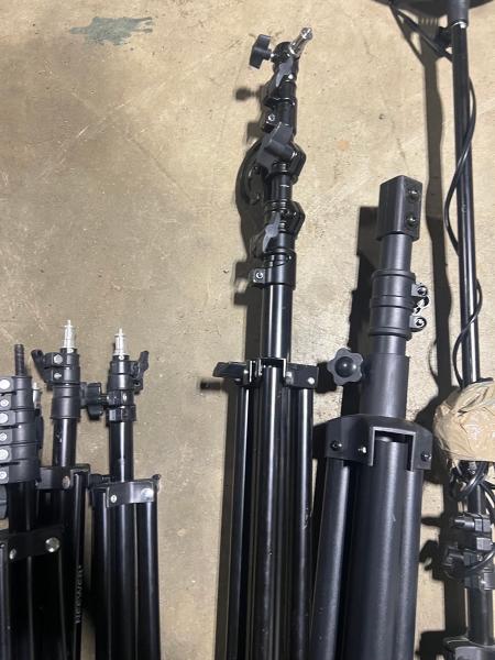 Neewer Photo Studio Light Stands - Image 4