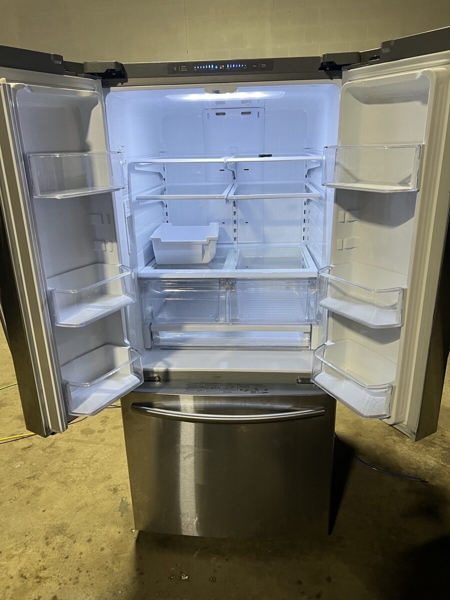 Samsung French Door Refrigerator 30 inch Width - Image 4