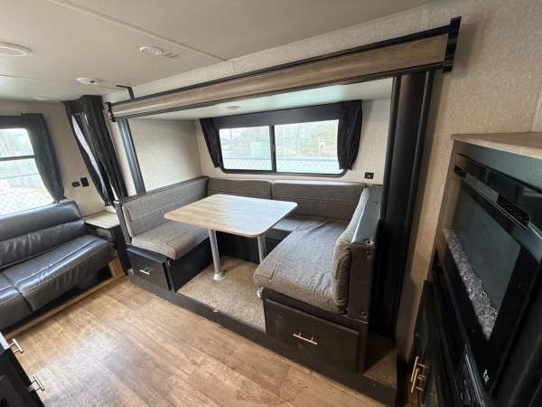 2022 Forest River Grey Wolf 23MK - Image 7